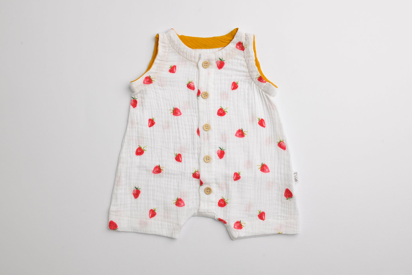 Tutina in mussola di cotone con stampa fragoline