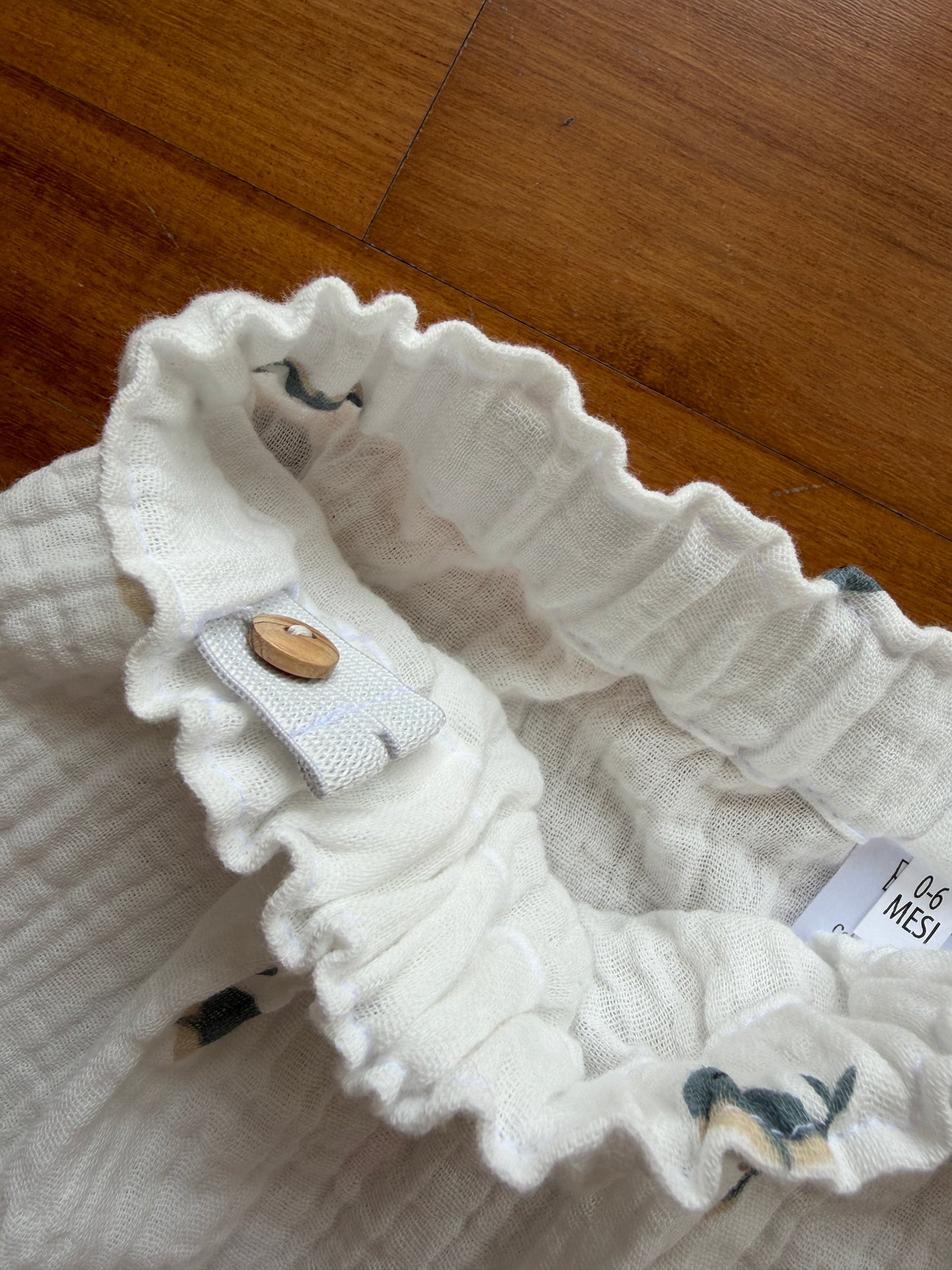 Pantalone in mussola di cotone con stampa balene