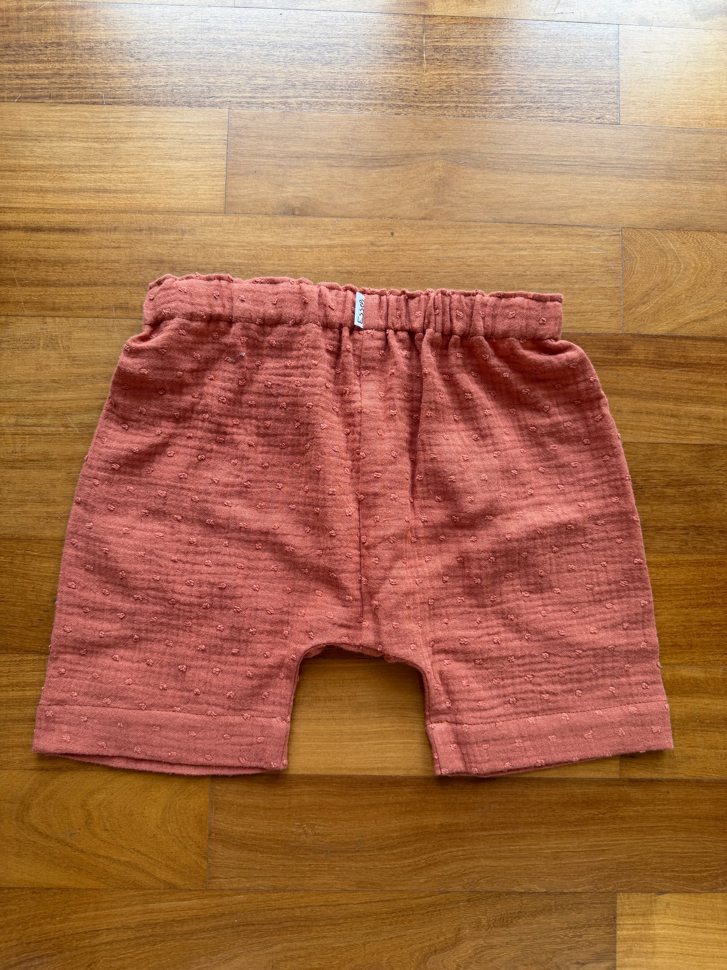 Pantalone in mussola di cotone con pois