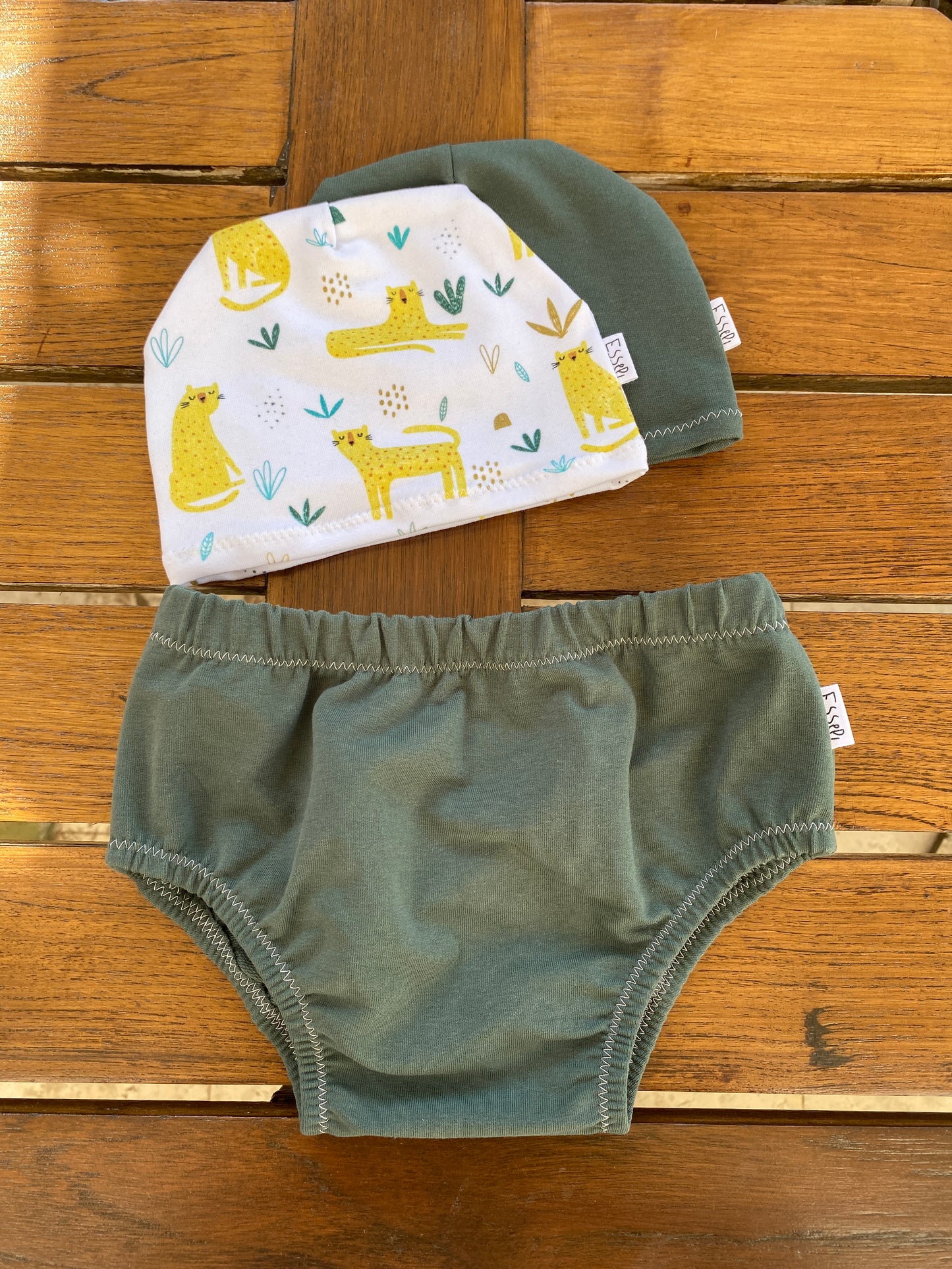 Set Coulotte e Cappellino in leggera felpa di cotone e jersey